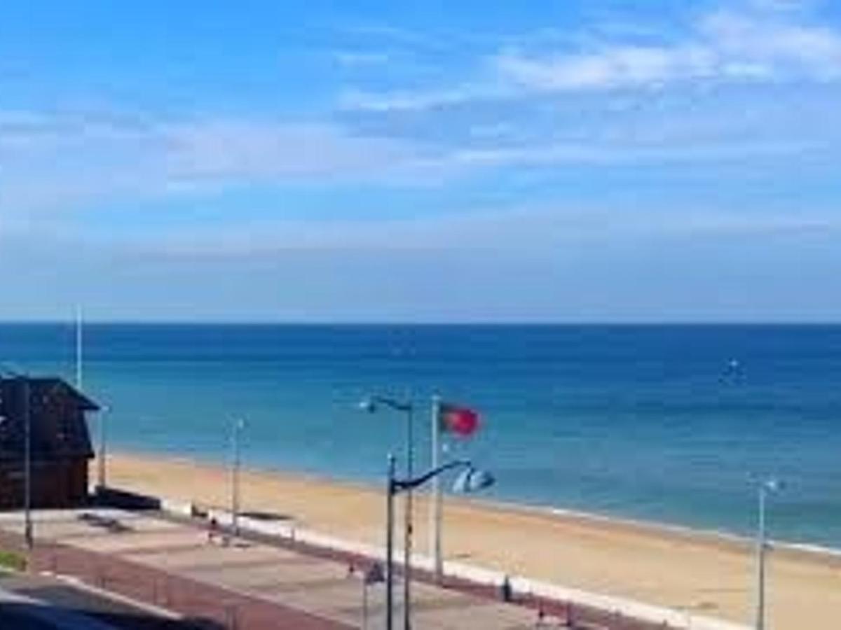 Appartement En Front De Mer A Villers-Sur-Mer Face Au Casino, 2P Tout Equipe Avec Parking Privatif - Fr-1-712-14 Eksteriør billede